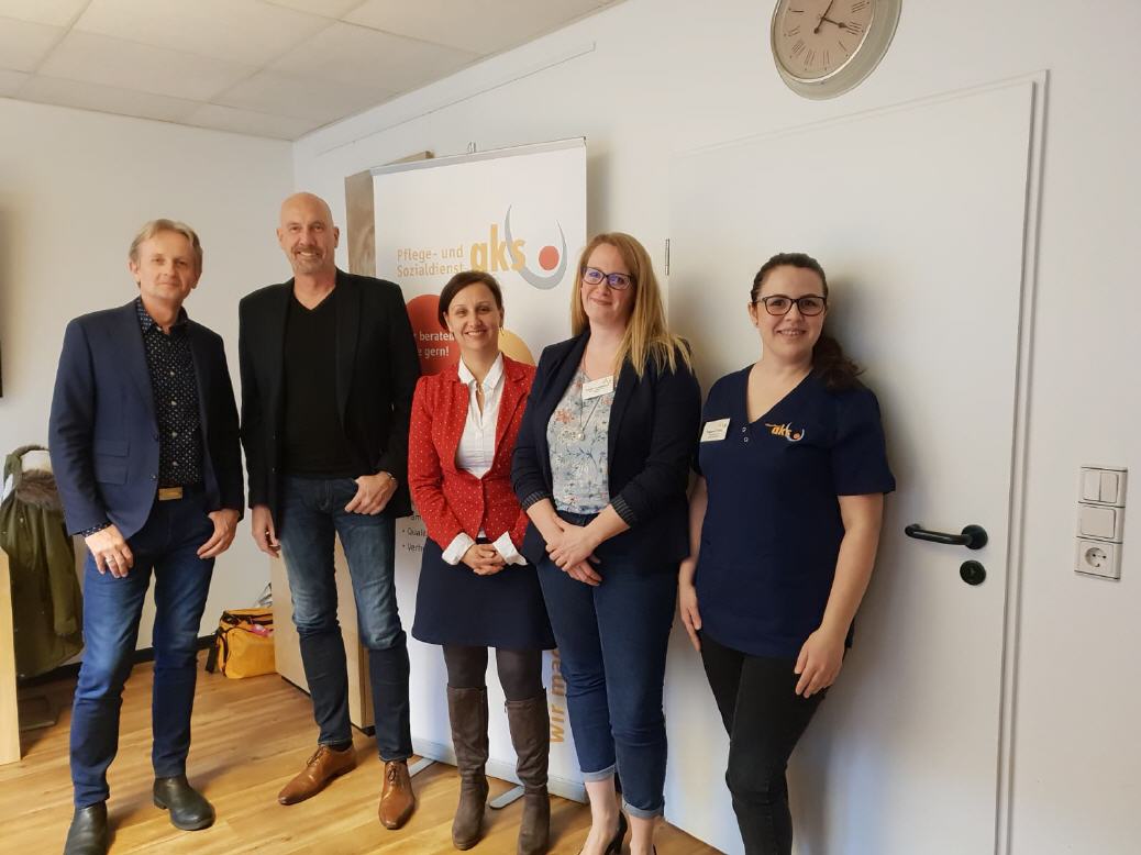 Carsten Meyer-Heder beim Pflege- und Sozialdienst aks